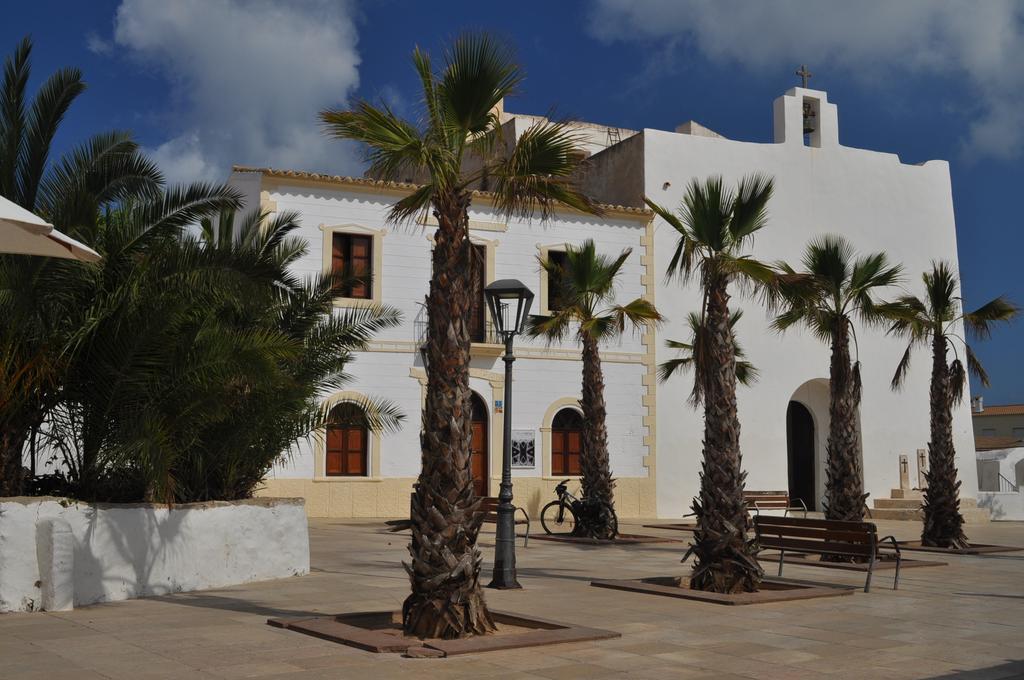 Viviendas Turisticas S'Estanyol La Savina  Ngoại thất bức ảnh