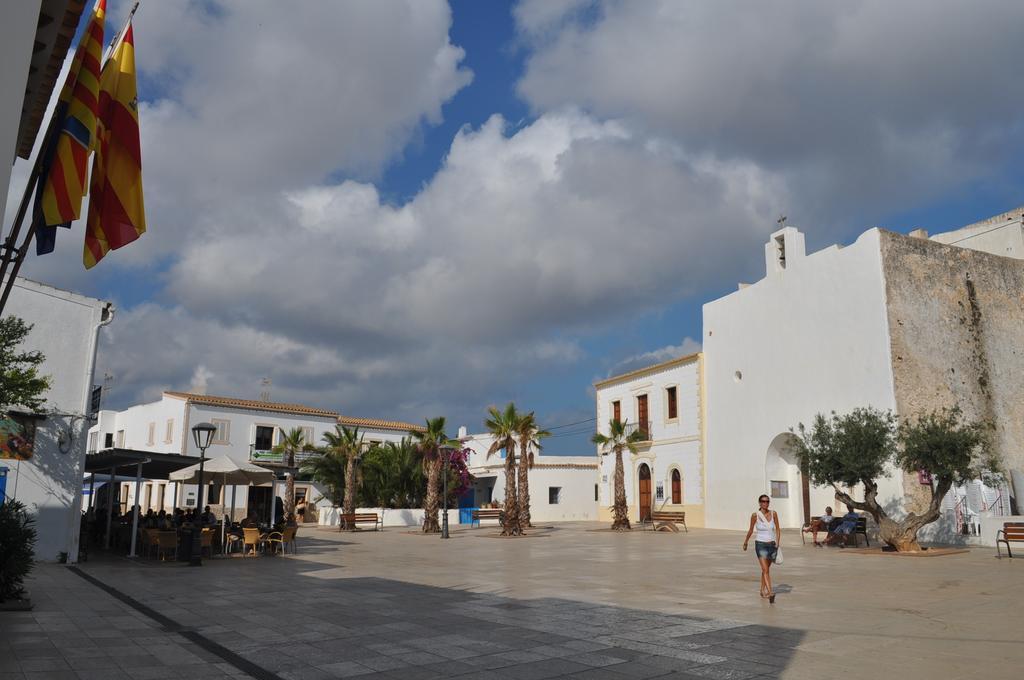 Viviendas Turisticas S'Estanyol La Savina  Ngoại thất bức ảnh